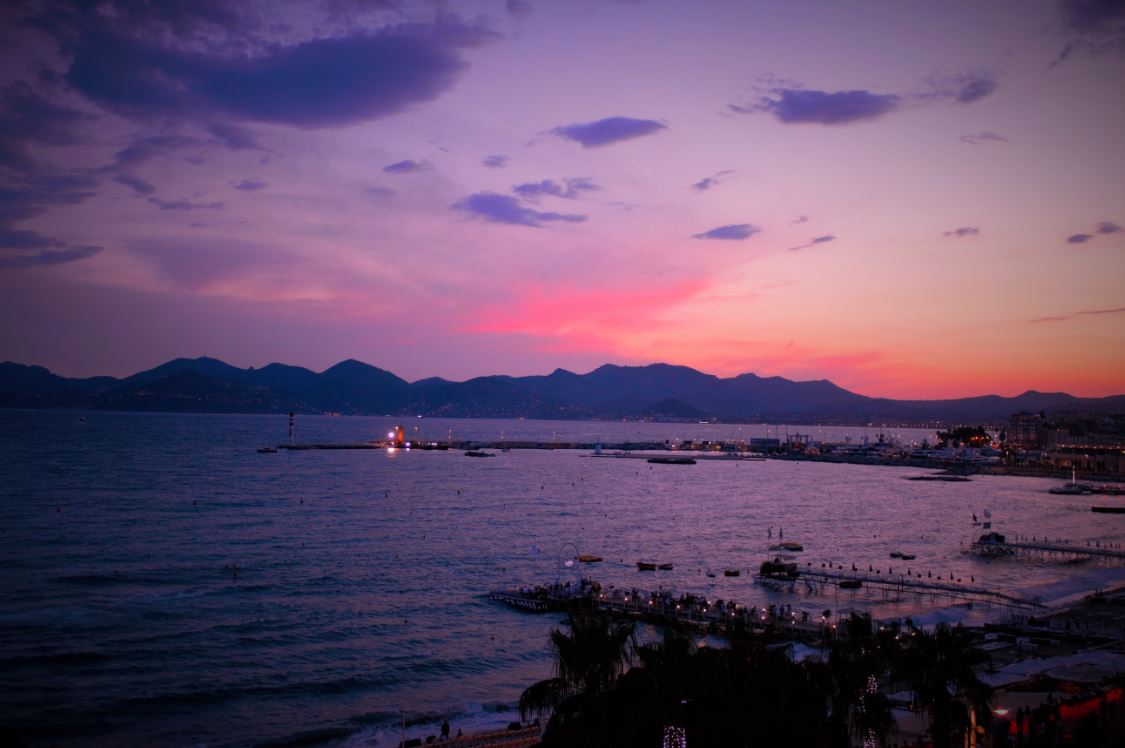 Coucher de soleil sur la baie de Cannes